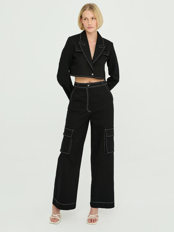 Gabardin Dikiş Detay Crop Ceket Siyah