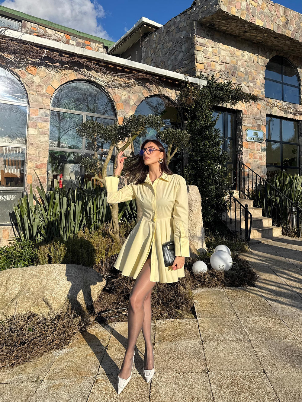 Kemer Detaylı Poplin Volanlı Mini Elbise Sarı