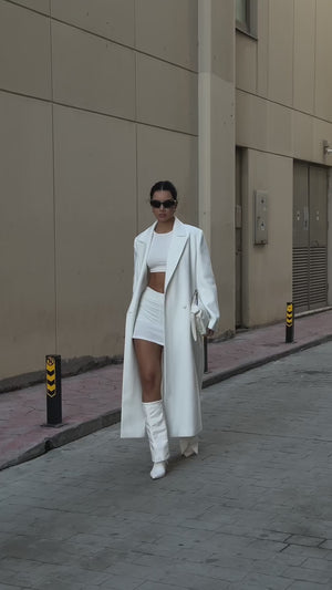 Oversize Beyaz Kaşe Kruvaze Kaban