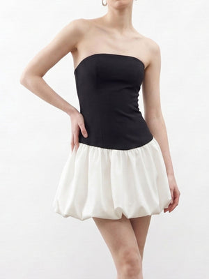 Straplez Yaka Balon Etek Mini Elbise Siyah-Beyaz