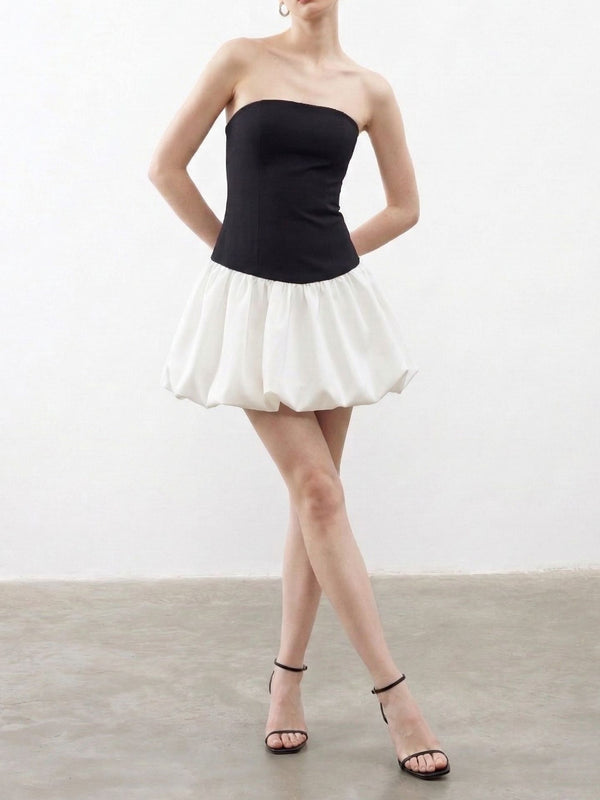 Straplez Yaka Balon Etek Mini Elbise Siyah-Beyaz